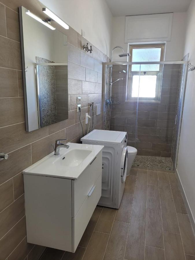 Appartamento Demetrio 50M Mare & Shopping Lido Marini Extérieur photo